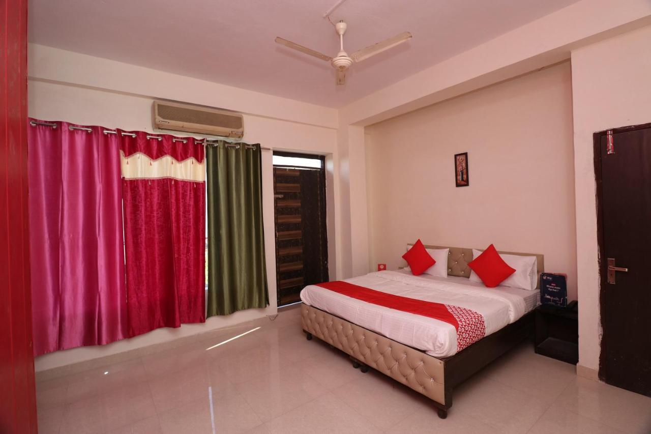 Oyo 26652 Roop River Resort Naupala Exterior photo