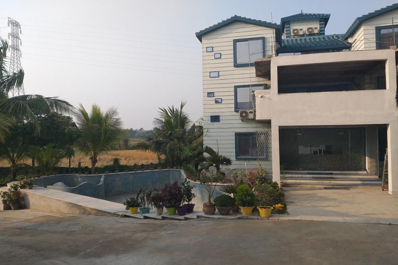 Oyo 26652 Roop River Resort Naupala Exterior photo